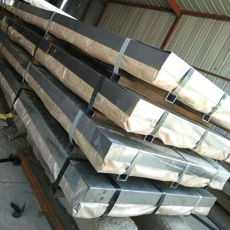 A36 Q235 Q345 SS400 Plátaí Cruach Carbóin Éadrom Bileog Cruach 20mm